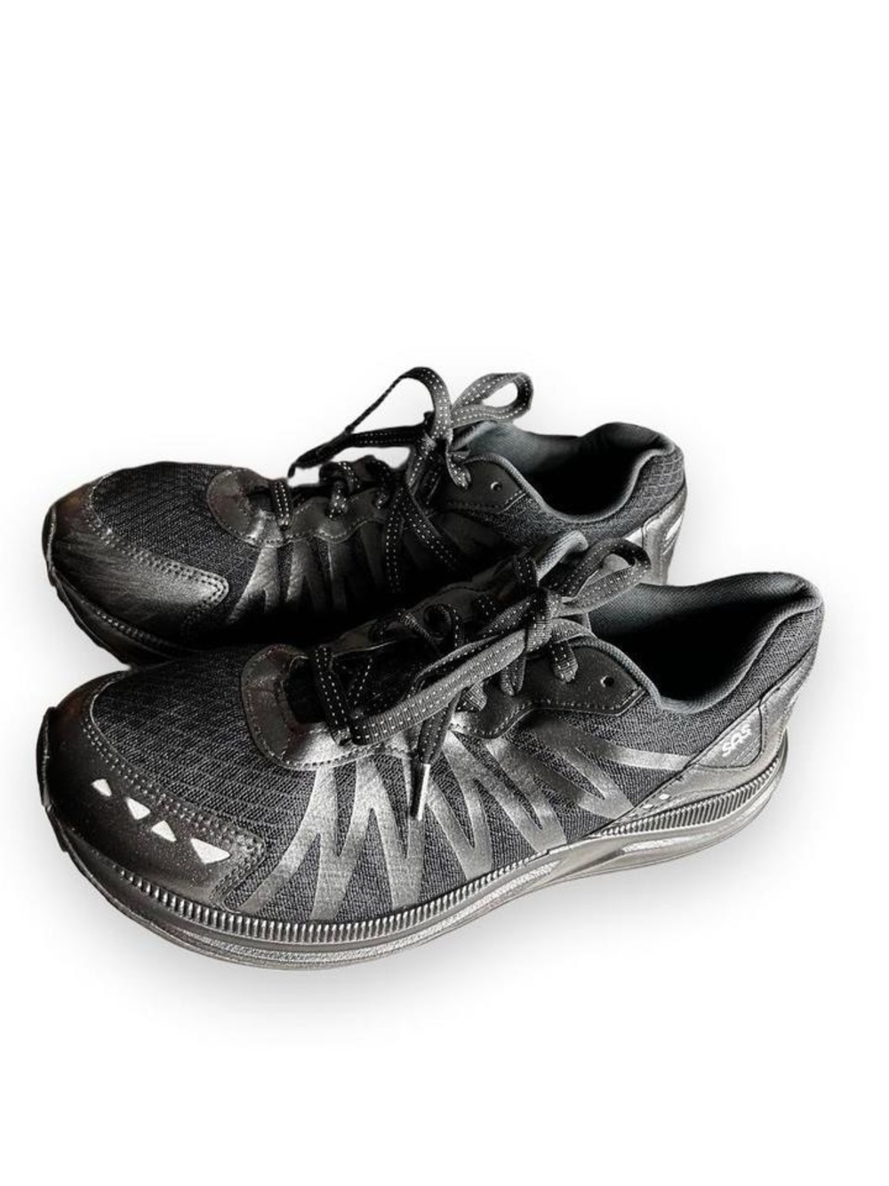 SAS San Antonio Shoe Company high performance Mission One-M lace up sneaker